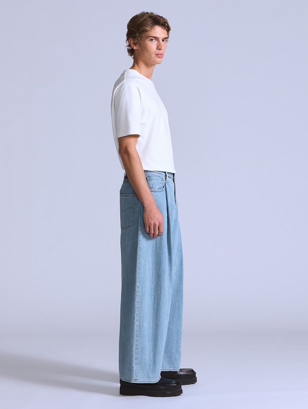 BLUETAB™ ワイドプリーツ CROP ジーンズ ライトインディゴ