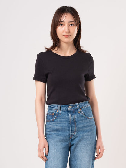 エッセンシャル Tシャツ