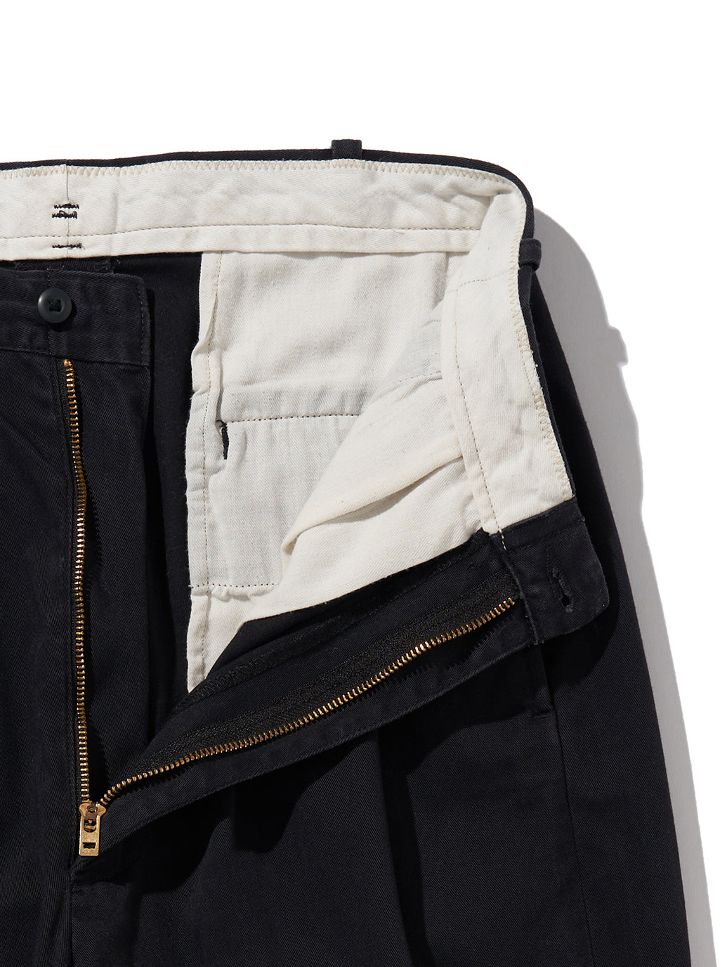 SKATE CUSTOMIZED ONE TUCK LOOSE CHINO TROUSERS S/D