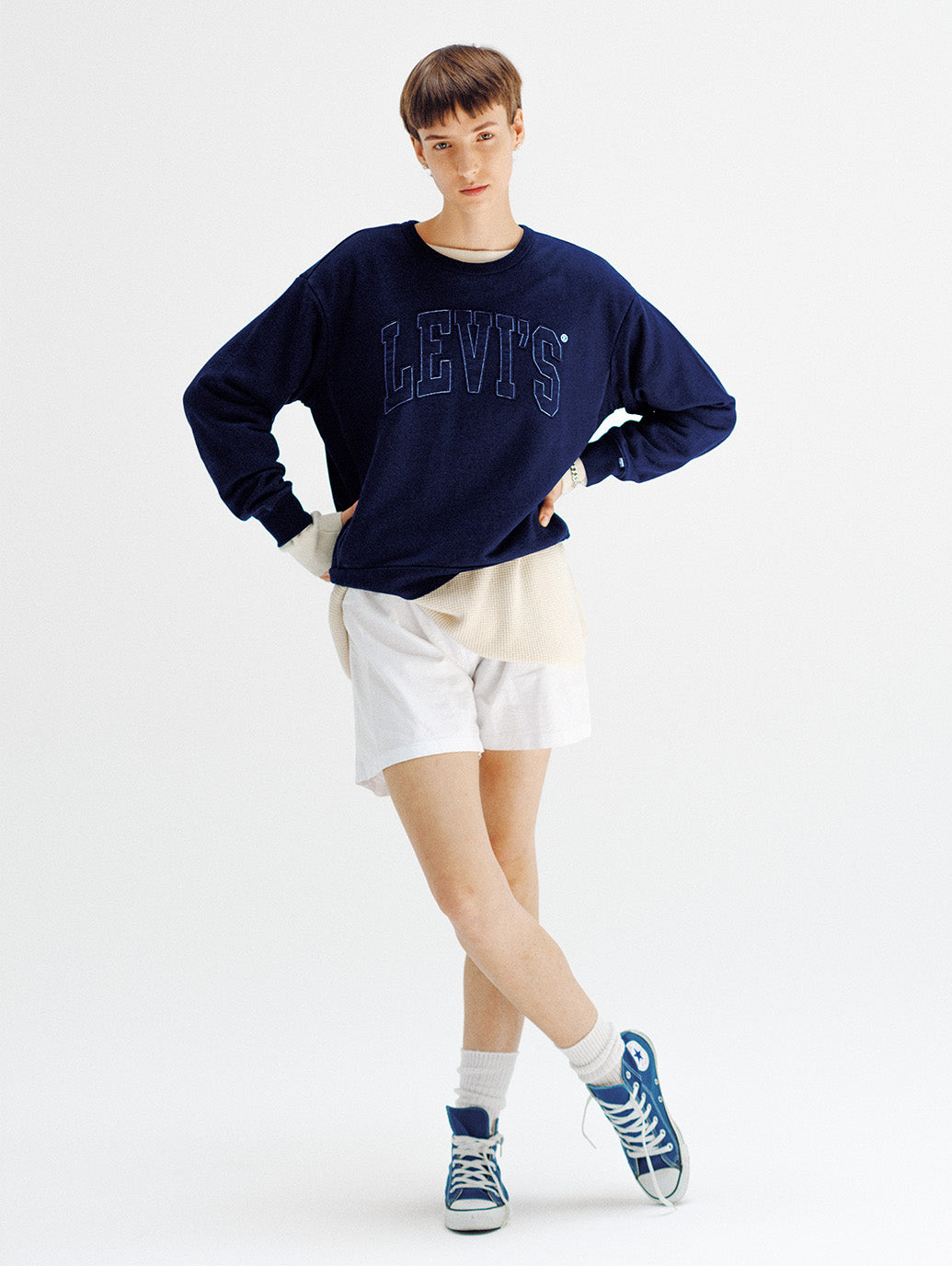 グラフィック ヘリテージ クルーネックスウェットシャツ