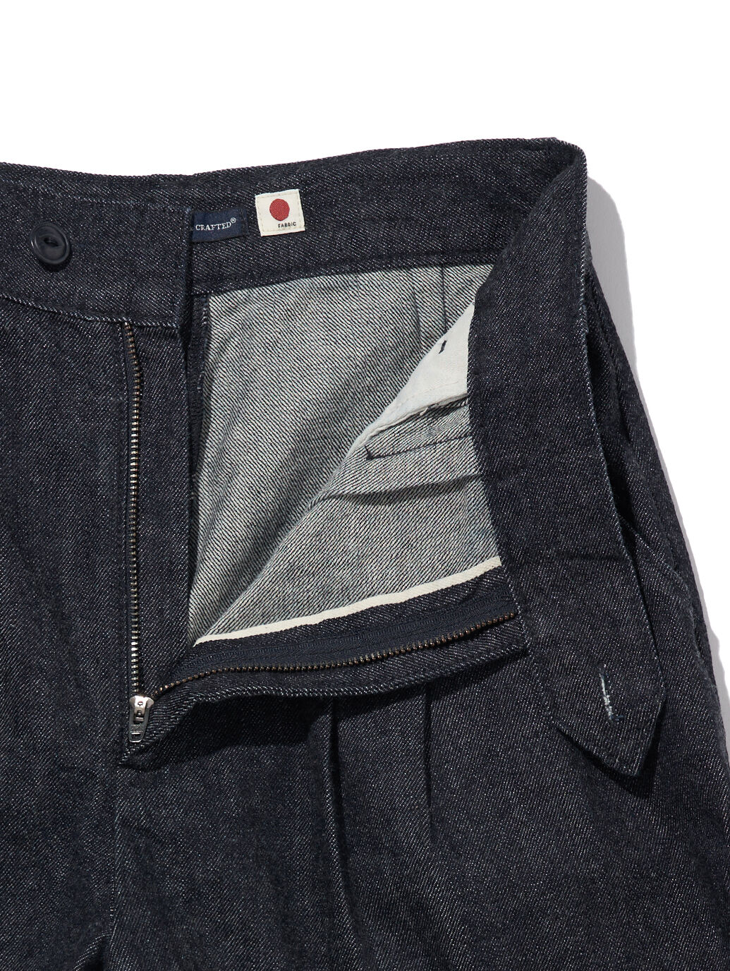 LEVI'S® MADE&CRAFTED® プリーツ ショーツ SKYLINE MOJ ダーク