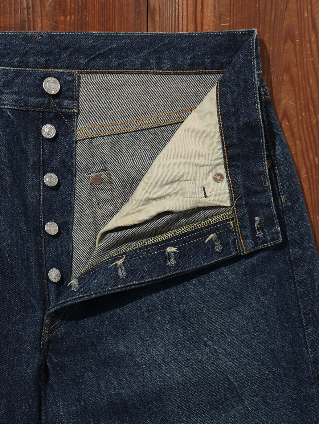 LEVI'S® VINTAGE CLOTHING1955モデル 501® JEANS｜リーバイス® 公式通販