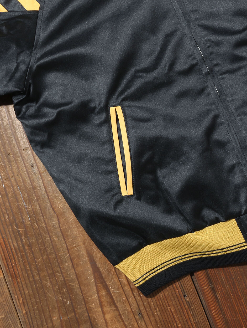 LEVI'S® VINTAGE CLOTHINGHOLLYWOOD BOMBER LVC STRIPED BLACK GOLD 