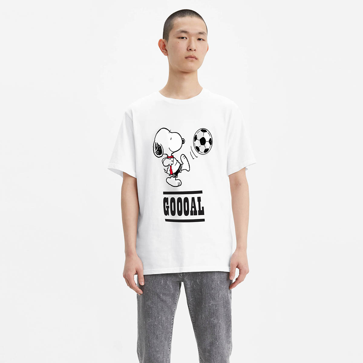 Peanuts Collectionオーバーサイズグラフィックtシャツ Soccer Goooal Snoopy リーバイス 公式通販